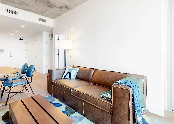 Natiivo Austin VII Villa