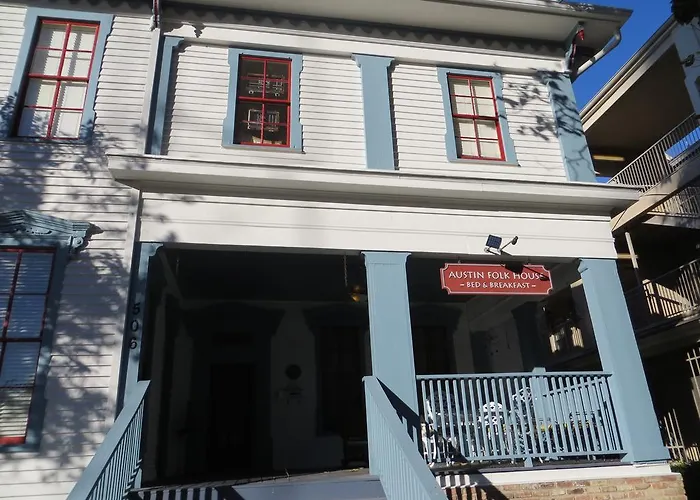 Austin Folk House Hotel