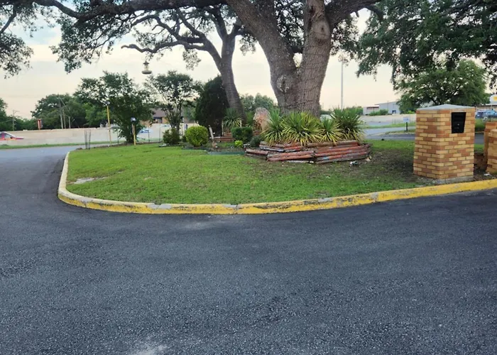 Walnut Forest Motel Austin