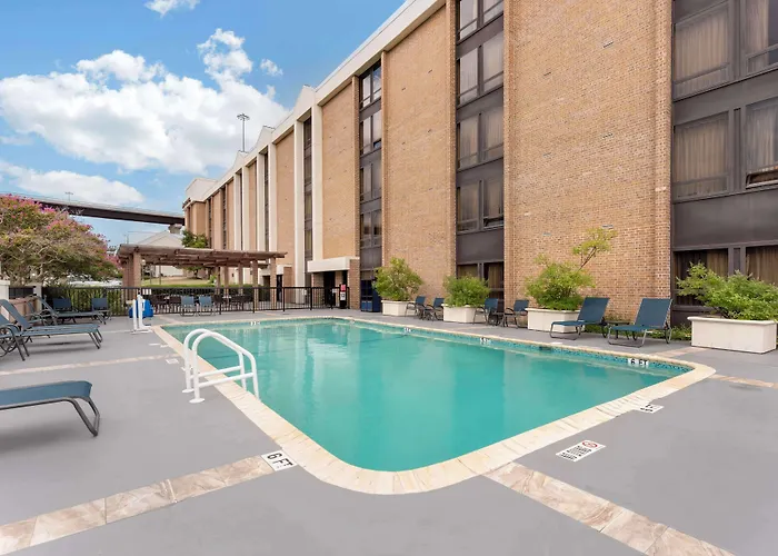 Best Western Plus Austin Central