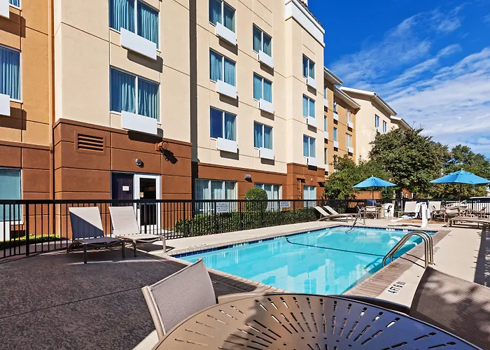 Fairfield Inn And Suites By Marriott Austin Northwest/The Domain Area