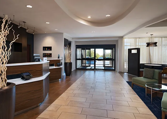 Courtyard Austin Airport Hotel
