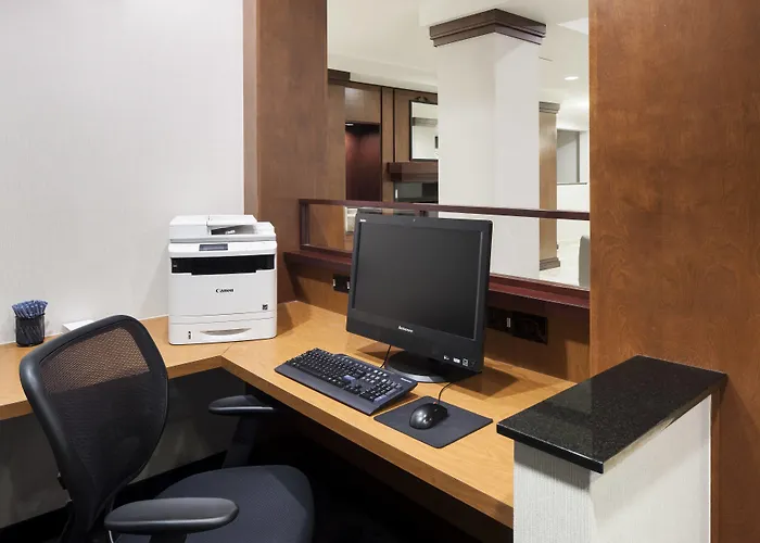 Fairfield Inn & Suites By Marriott Austin Parmer Tech Ridge