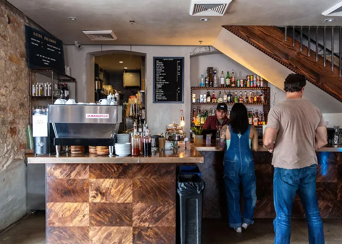 Native Hostels Austin