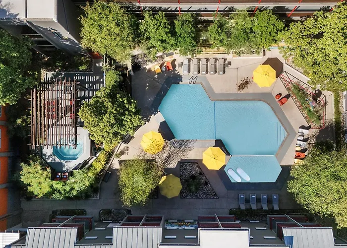 Aiden Austin City Hotel